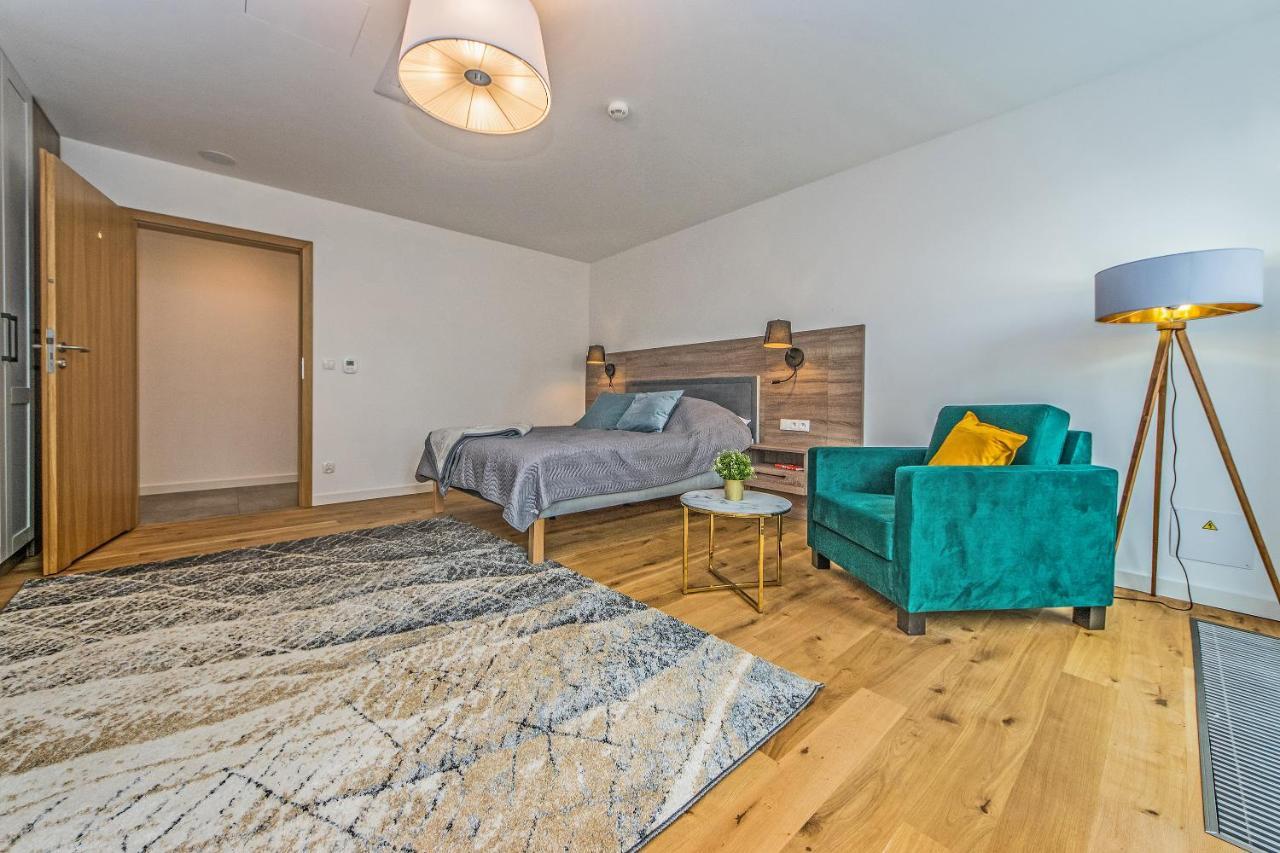 Bh Properties, Teatr Wybrzeze Srodmiescie Lägenhet
