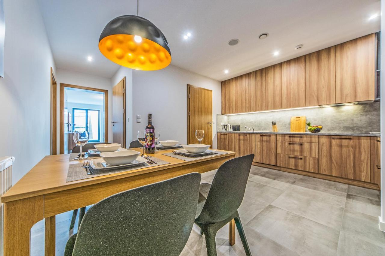 Bh Properties, Teatr Wybrzeze Srodmiescie