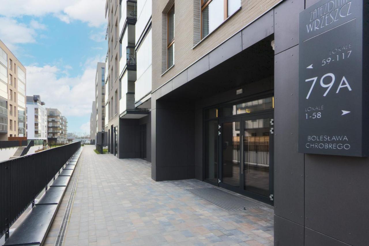 Zajezdnia Wrzeszcz With Balcony By Renters Apartment *