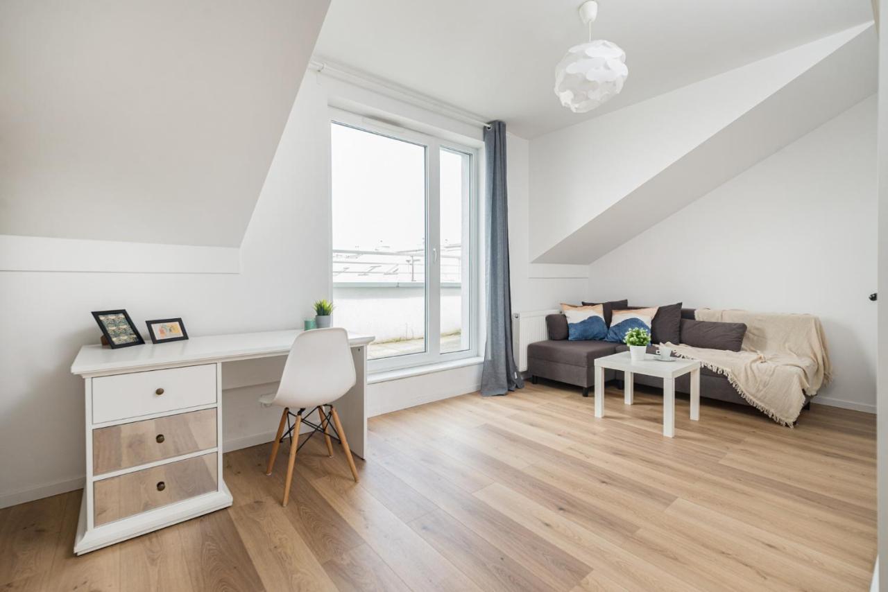 Apartment Pokoj Nr 1 Przy Ul. Sw. Barbary Ze Wspolna Lazienka I Kuchnia Gdansk