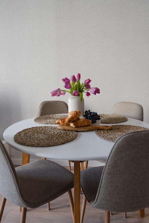 Totu Garnizon Apartament Hemara 11 Huoneisto Gdańsk