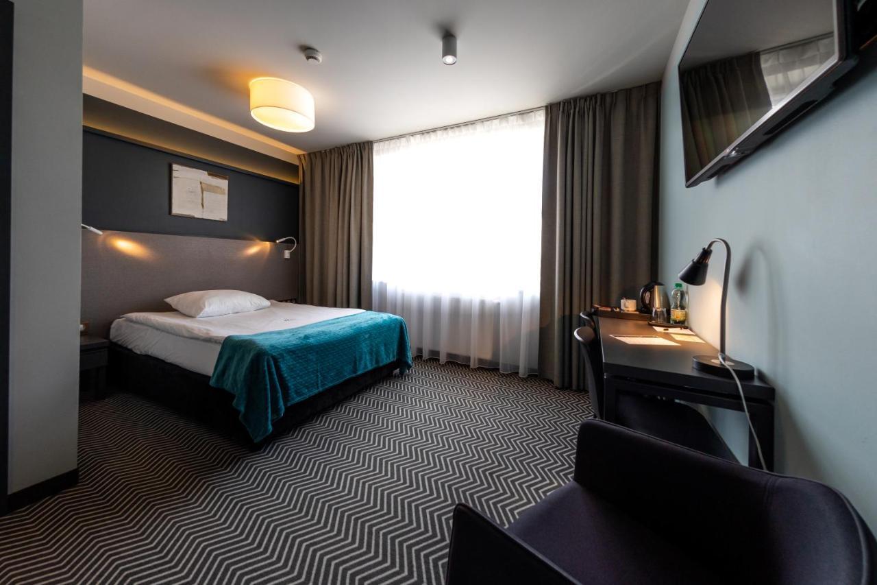 Hotel So