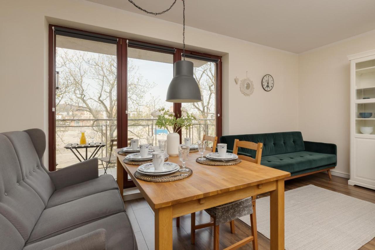 City Center With Balcony By Renters Apartment