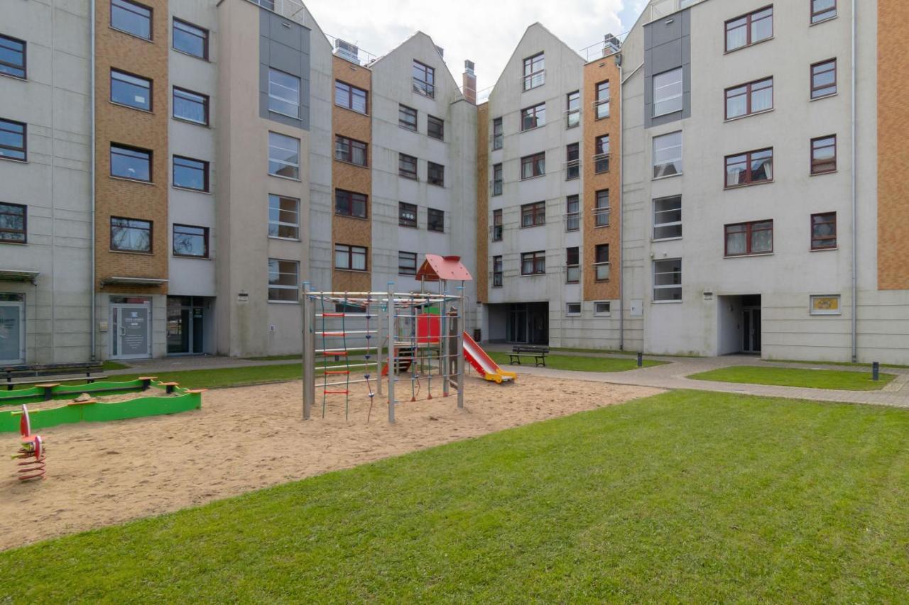 City Center With Balcony By Renters Apartment