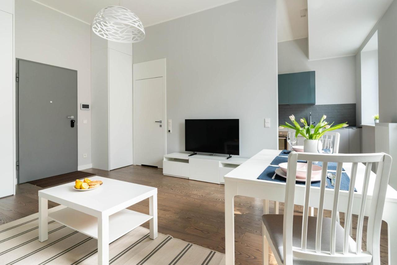 Ina Rent - Riverview Apartment