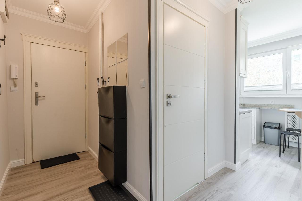 Black Chairs - Apartament Blisko Morza