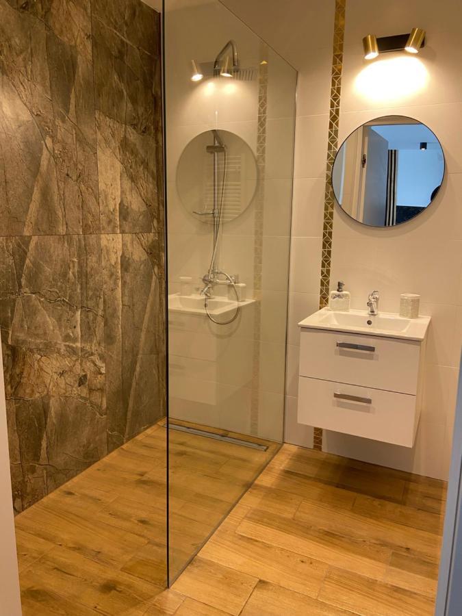 Nina Apartament