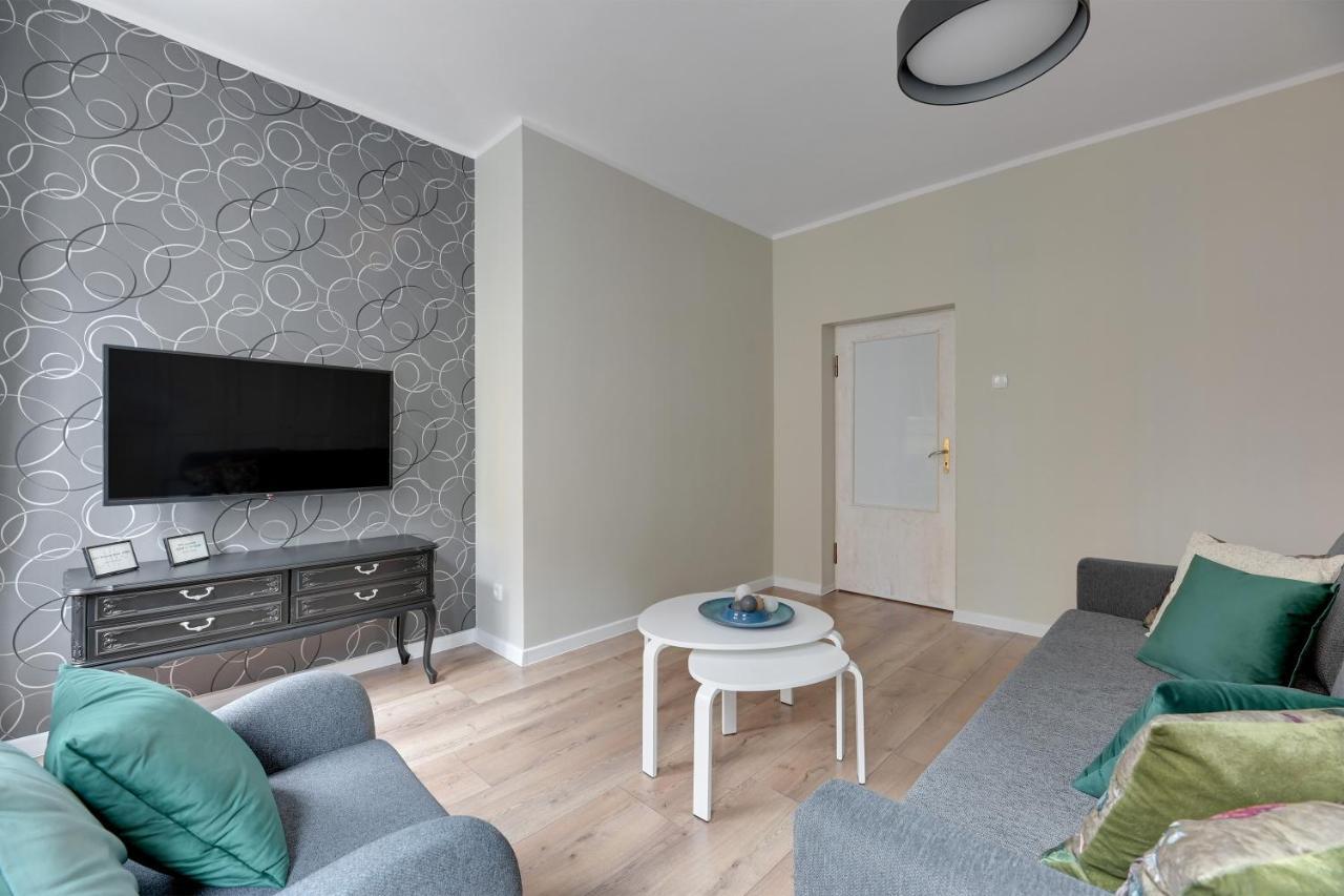 Apartment Farenheit 95