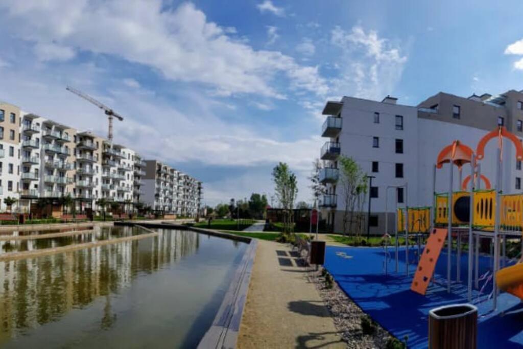 Nowa Letnica- Uroczy Apartament Z Widokiem Na Zatoke *