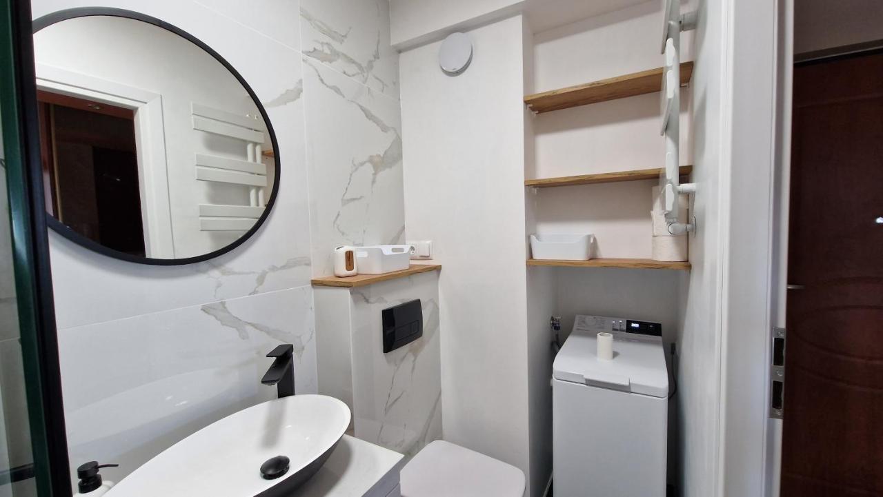 Apartament, 3 Pokoje Na 10 Pietrze *