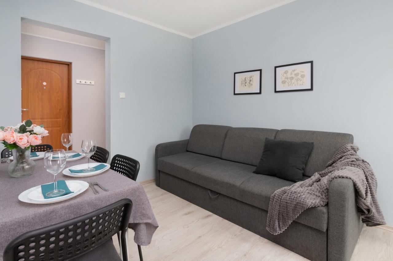 Apartment Dworska Close To The