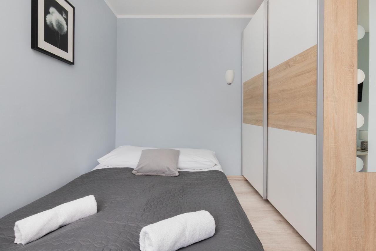 Apartment Dworska Close To The