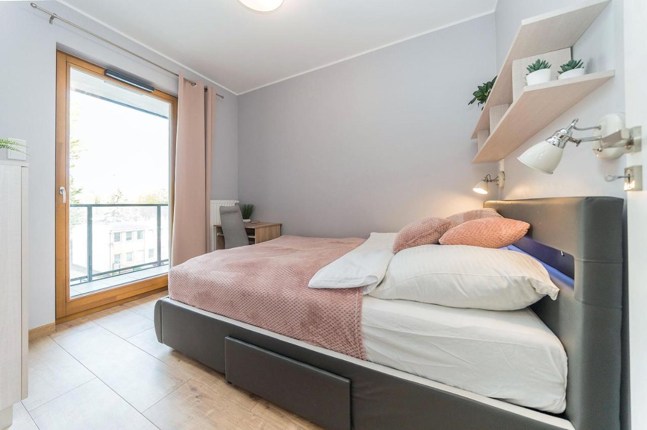 Zajezdnia Wrzeszcz, Bh Properties Apartment