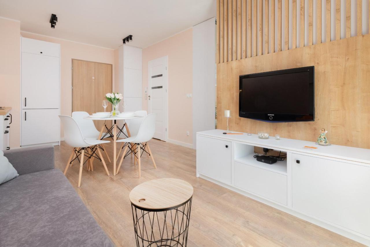 Osiedle Latarnikow With Parking By Renters Apartment Gdansk