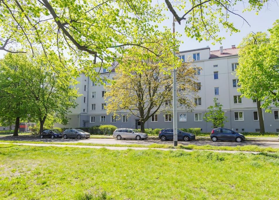 North Harbour By Rentujemy Apartment