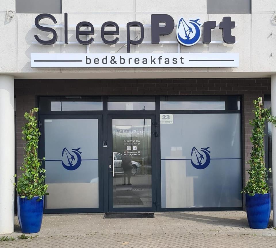Bed & Breakfast Sleep Port - Bezplatny Parking *