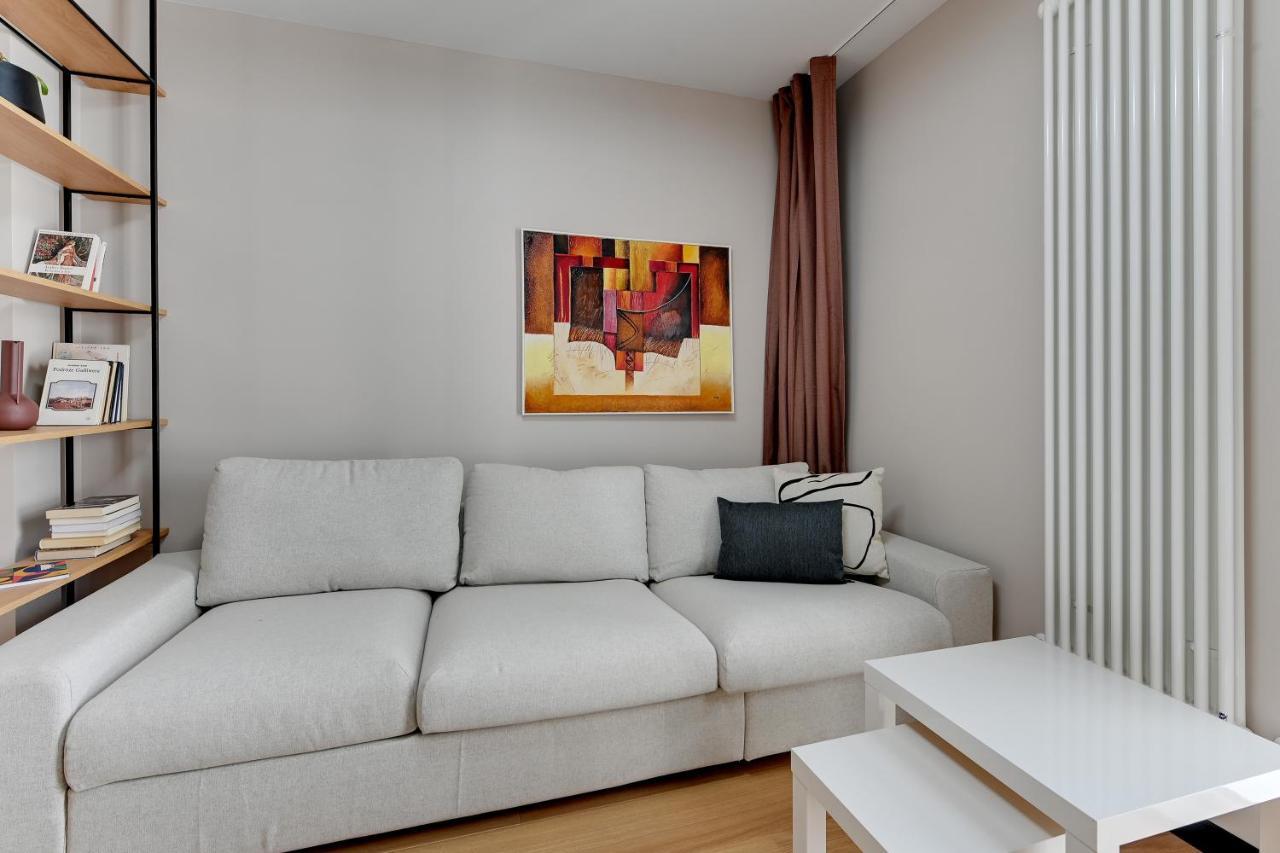 Boutique Aura 40 By Grand *