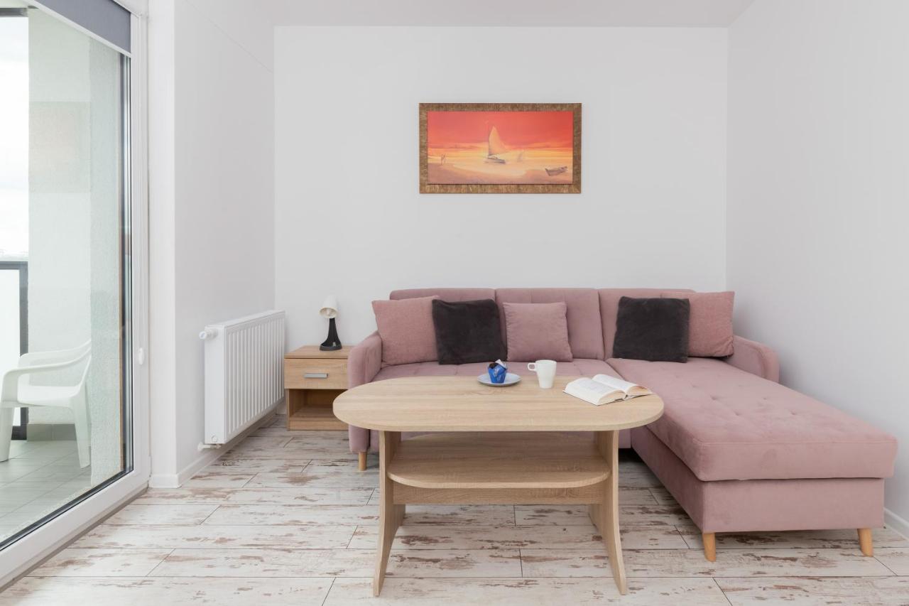Apartment Stadion With Parking By Renters Gdansk