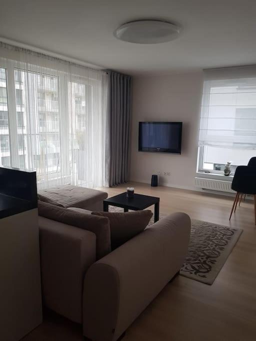 Sky & Apartment *