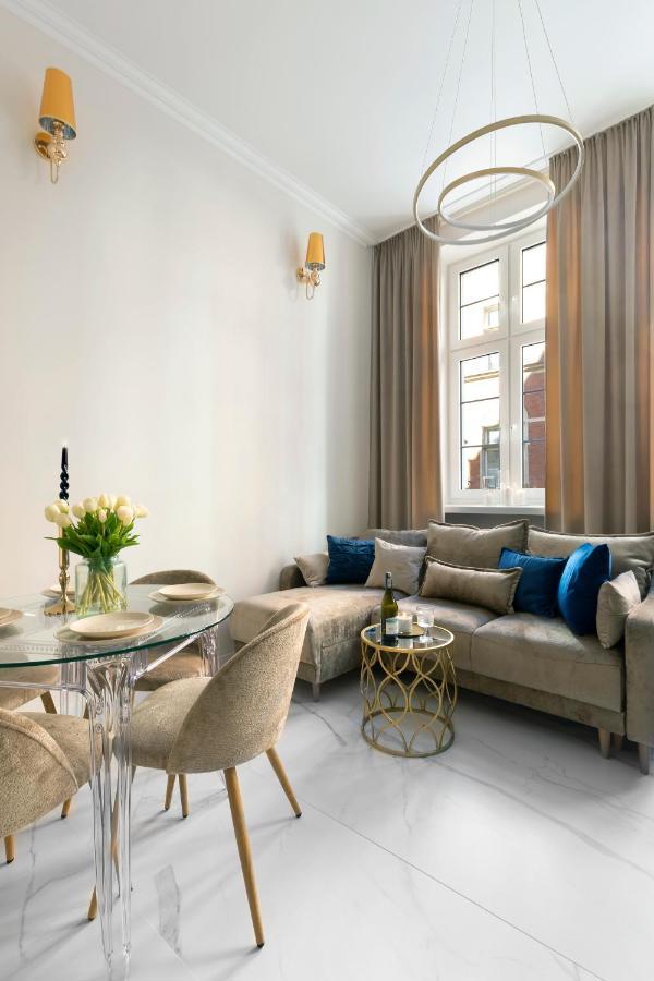Old Town Premium By Elite Căn hộ *