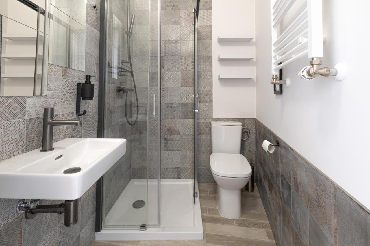 Căn hộ 2homerent *