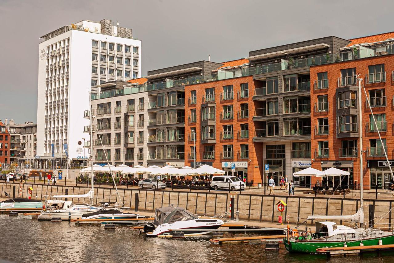 Exclusive Marina Apartment *