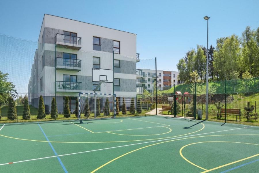 In Gated Community Huoneisto