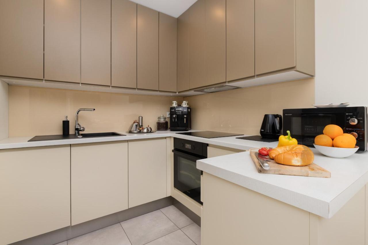 Albatross Towers Przymorze By Renters Huoneisto Gdańsk