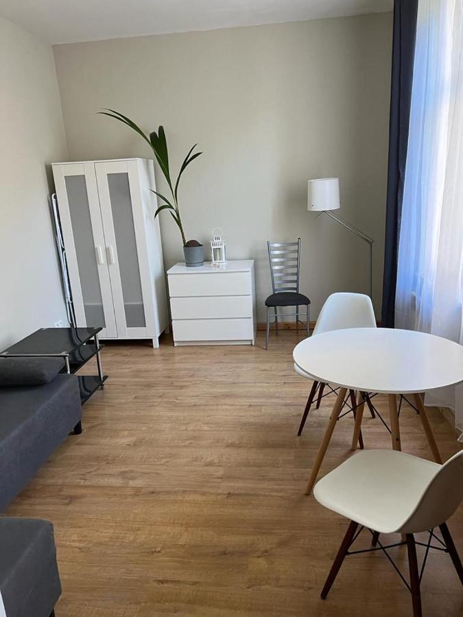 Oliwa Apartment *