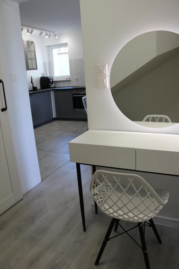 Duzy Orania Prywatny Ogrod Taras Lezaki Grill Hustawka Apartamento Gdańsk