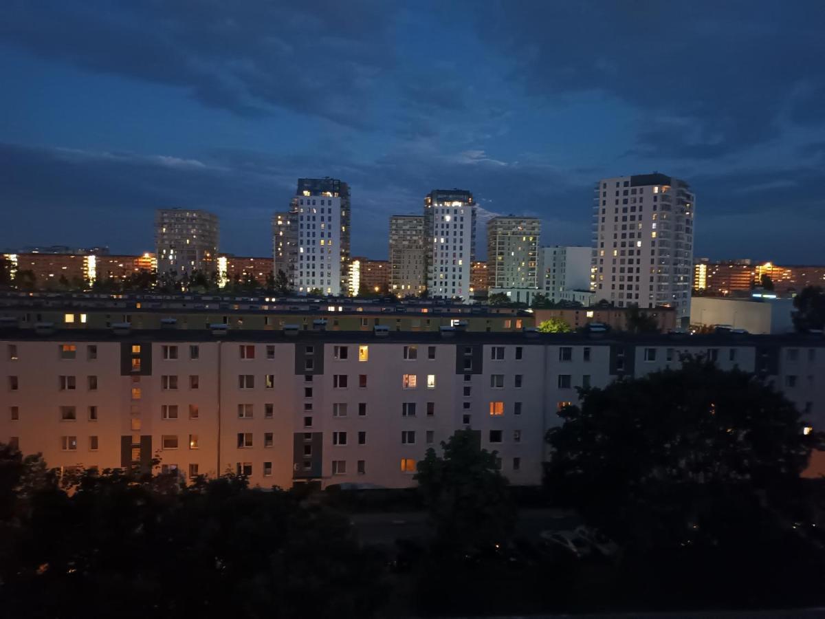 Nadmorska Oaza Falowiec Lägenhet Gdańsk