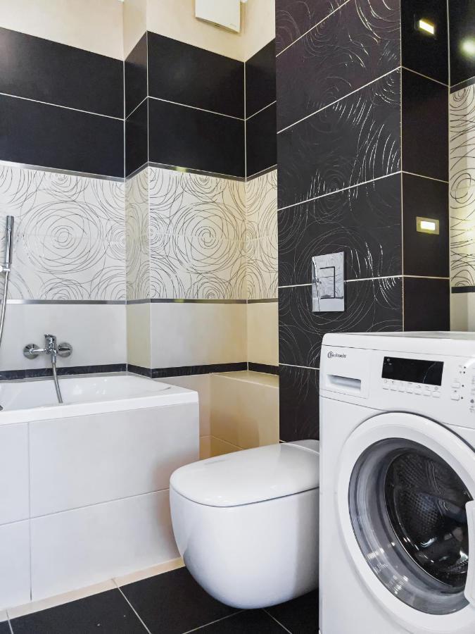Apartment Aon Zodiak 10 Min Od Plazy, Parking *