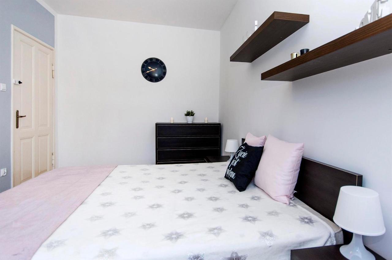 Stary Trakt 46 P3 Homestay *