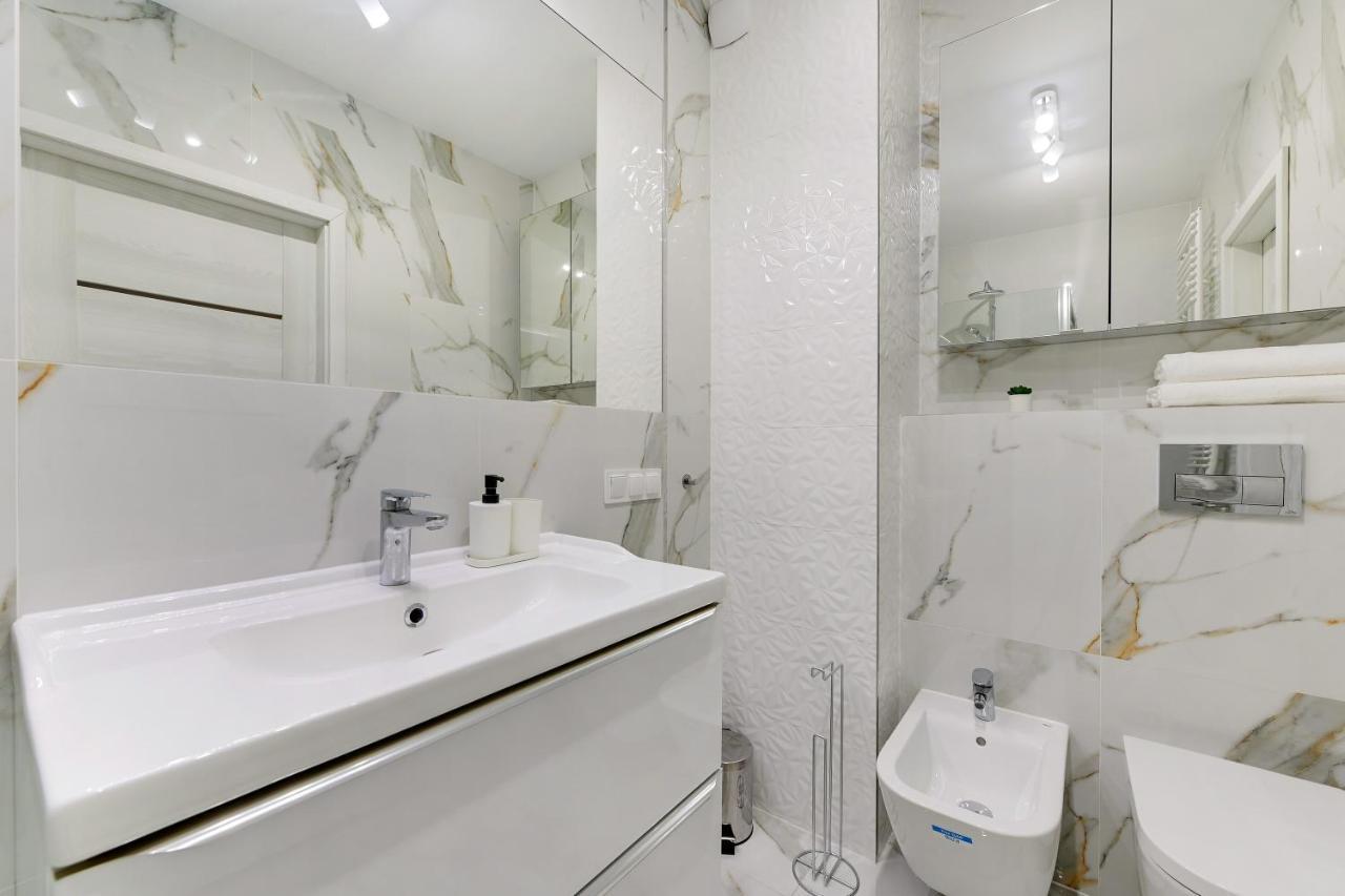 Apartment Centrum - 3 - Pokojowy Z Duzym Tarasem