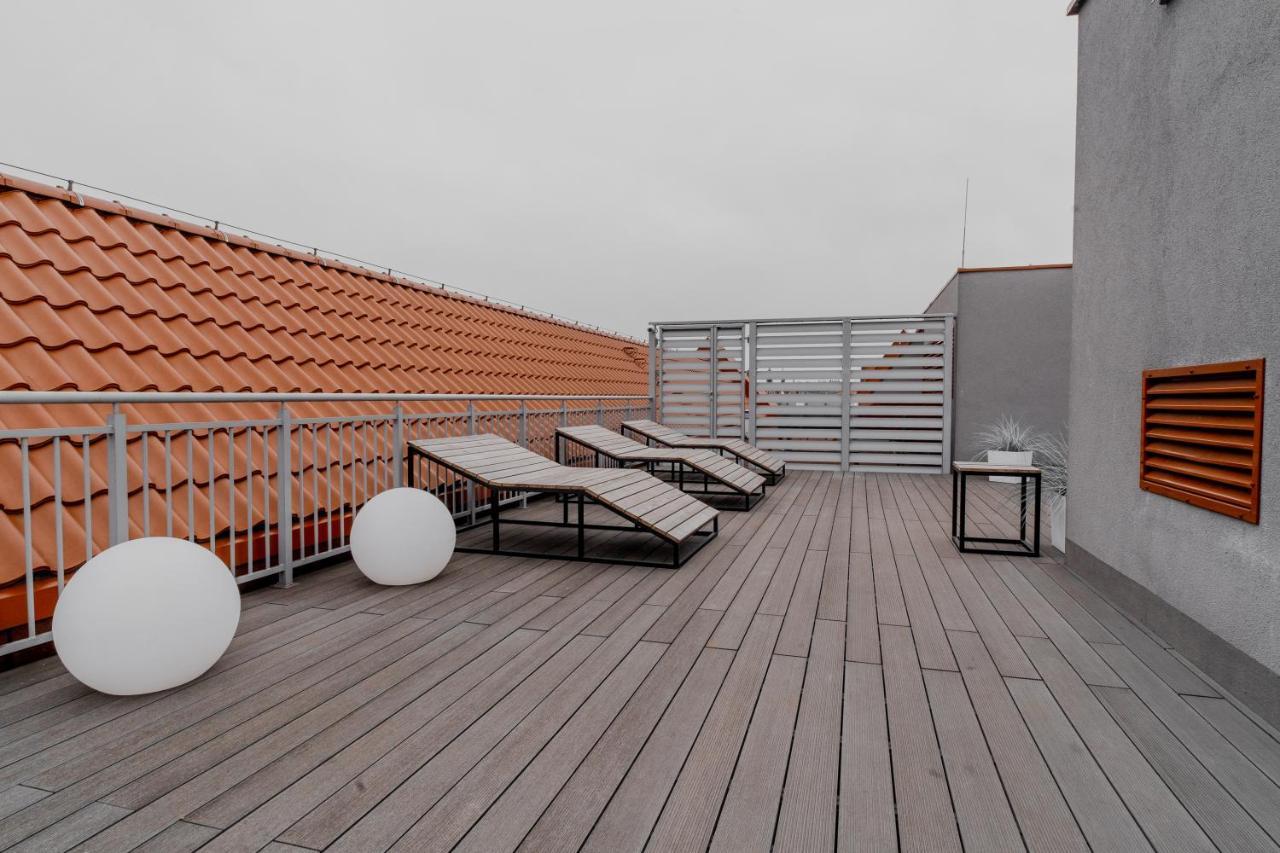 Totu Waterlane Island Apartment *