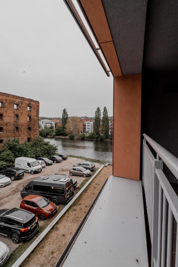 Totu Waterlane Island Apartment