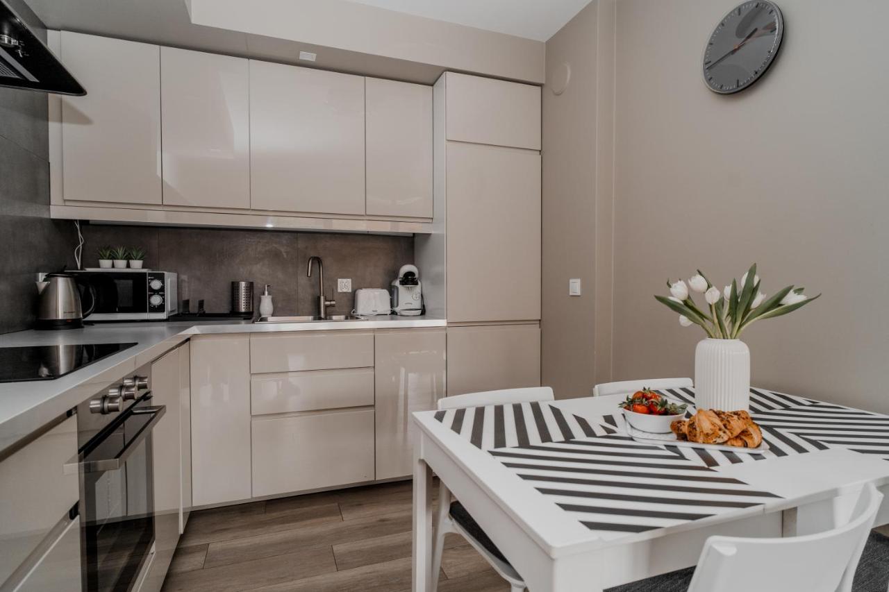 Totu Waterlane Island Apartment *
