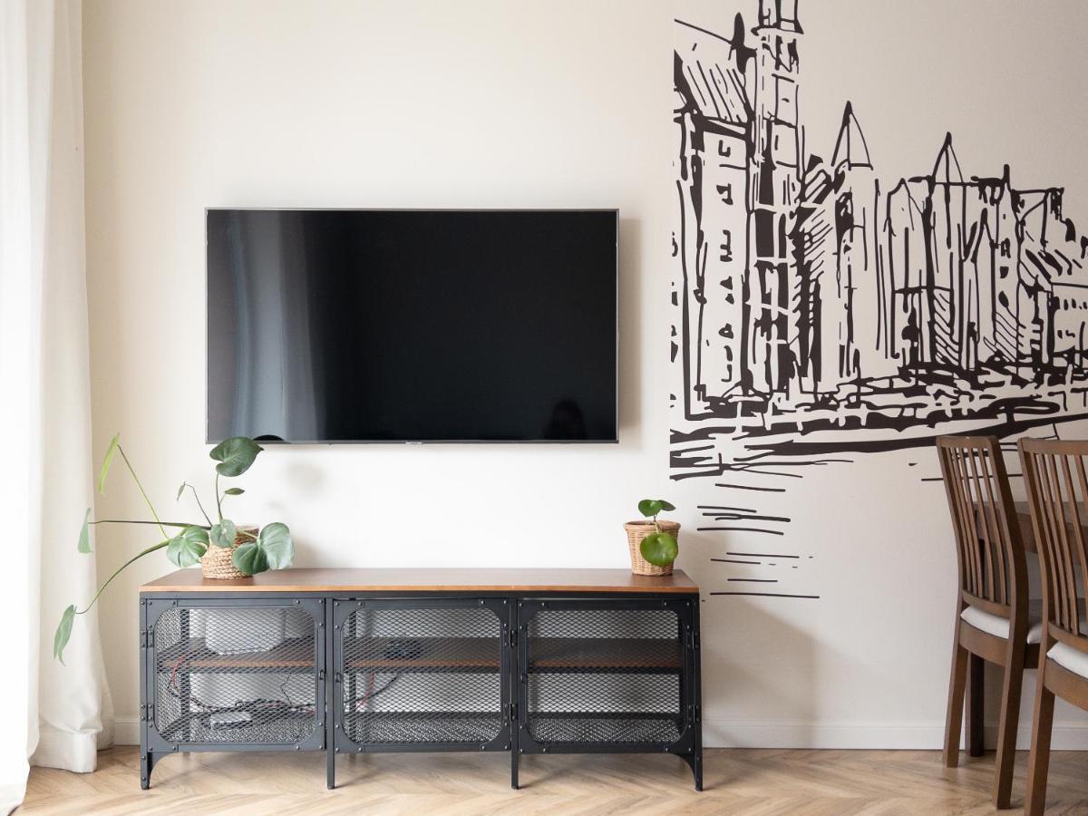 Mint Apartment