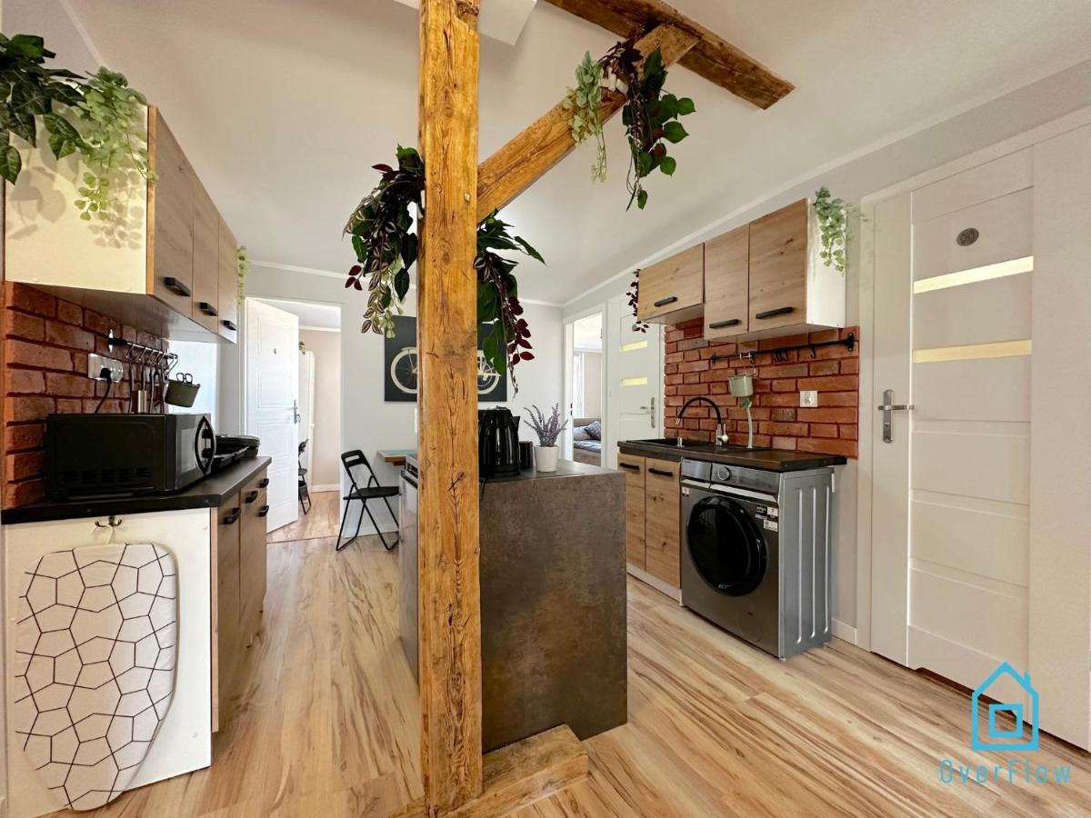 Gogh Homestay *