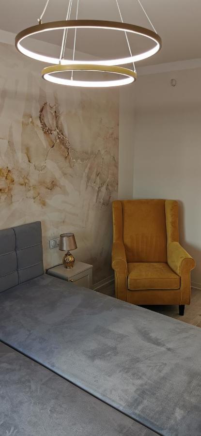 Huoneisto Flou Premium Apartament Z Parkingiem, Plaza 700m *