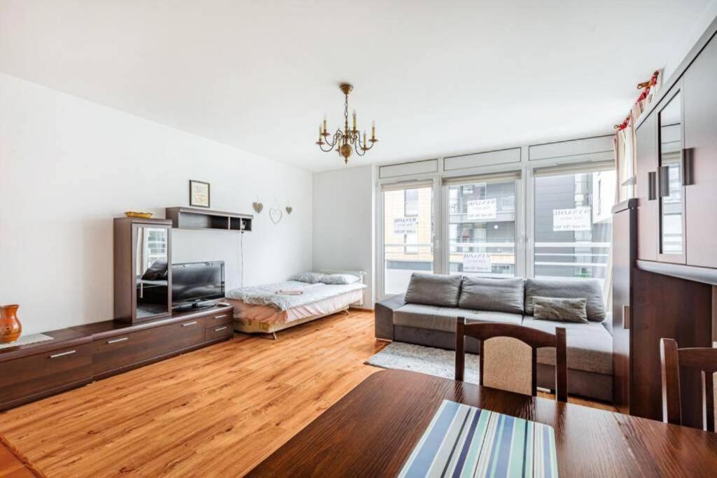 Apartments&l60a/52 Leilighet *