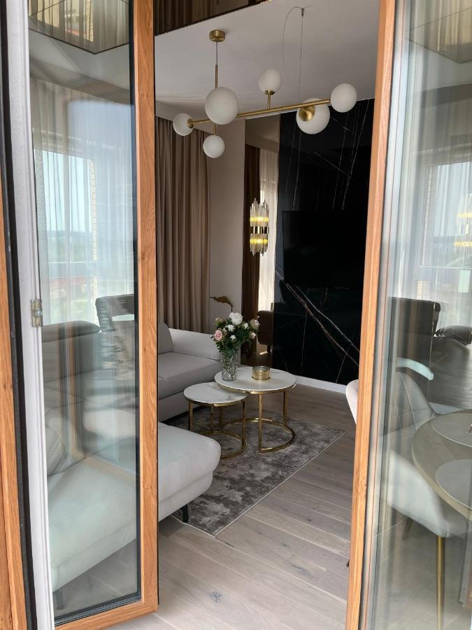 Apartment Nowa Letnica Tower- Premium