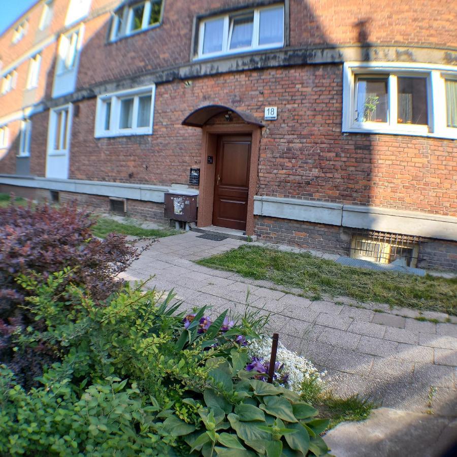 Prowansalski Z Miejscem Parkingowym Căn hộ Gdansk