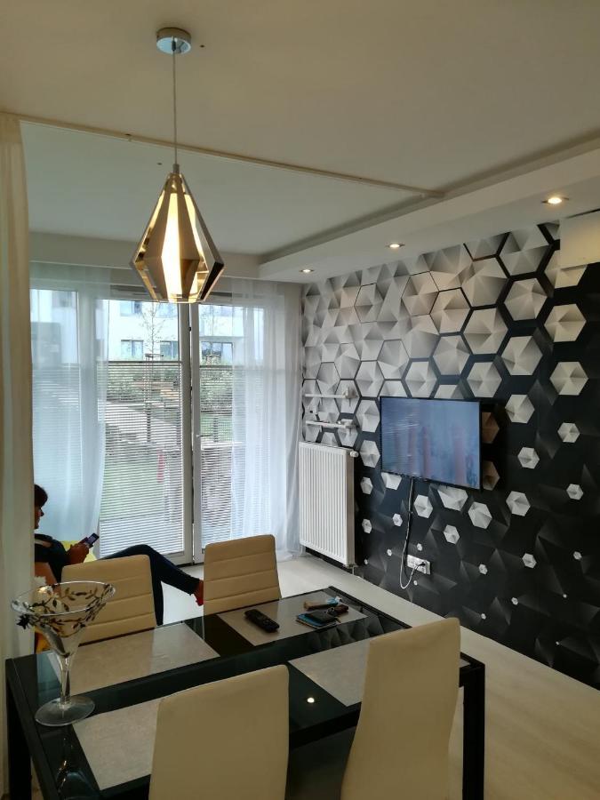Huoneisto Mieszkanie Na Bulwarach Na Wylacznosc 40m2