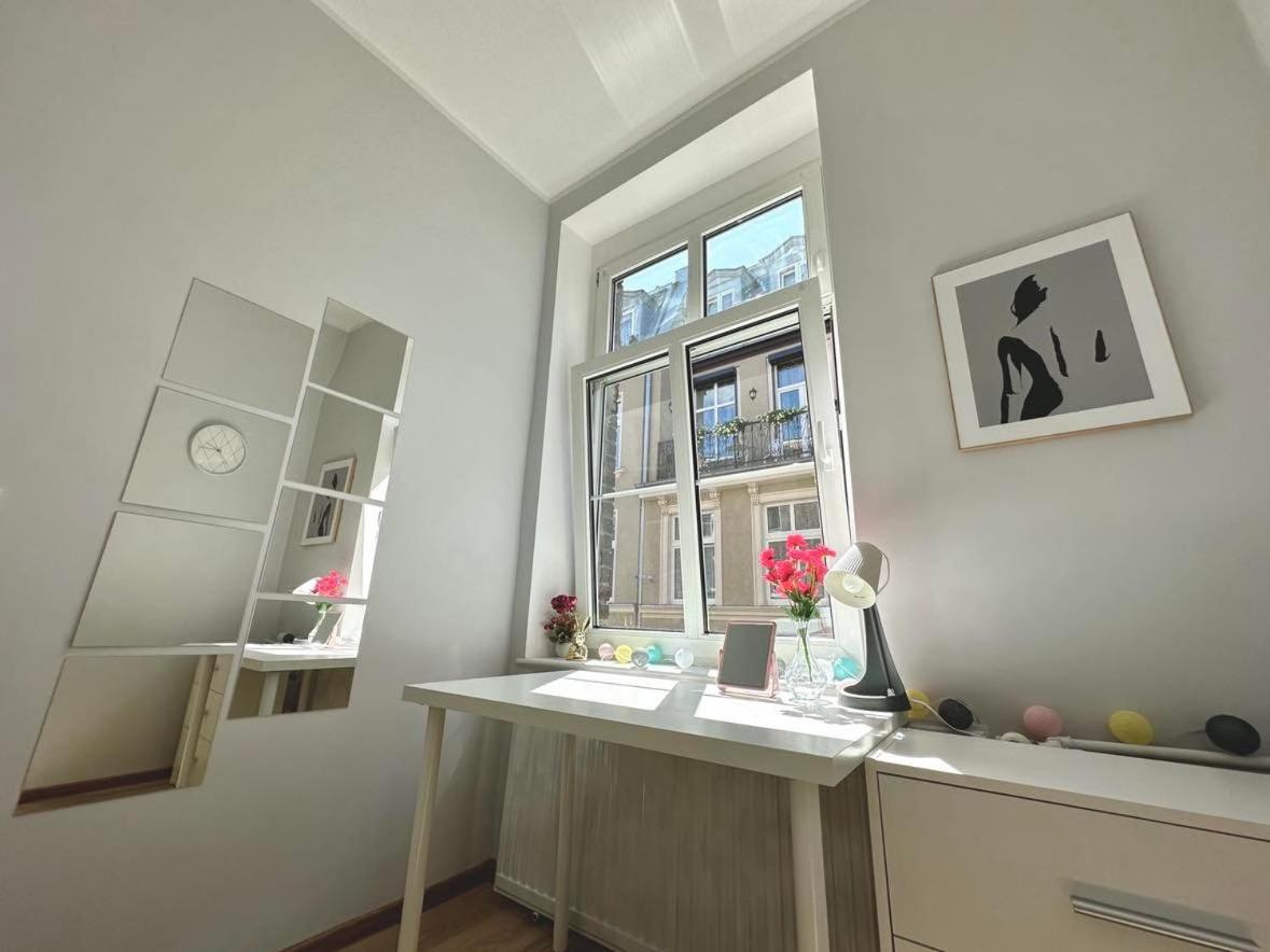 Mmrent Shadow Homestay