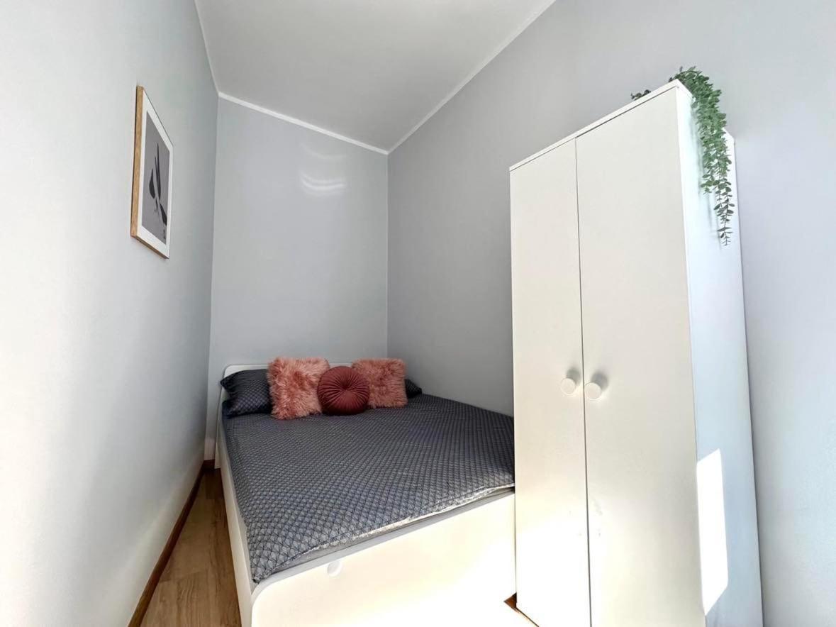 Mmrent Shadow Homestay