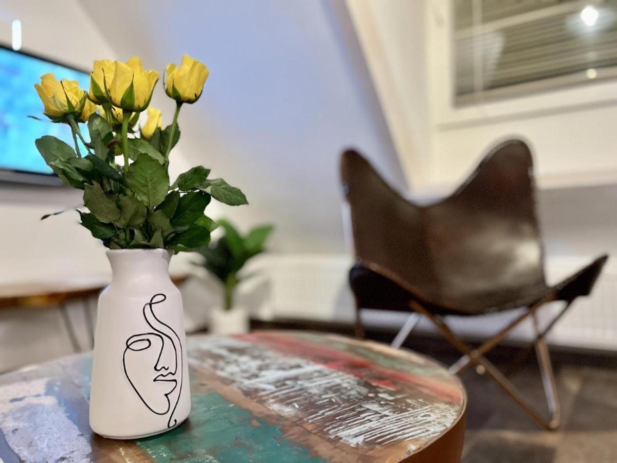 Apartment Cozy Loft With Old Town View - Free Parking