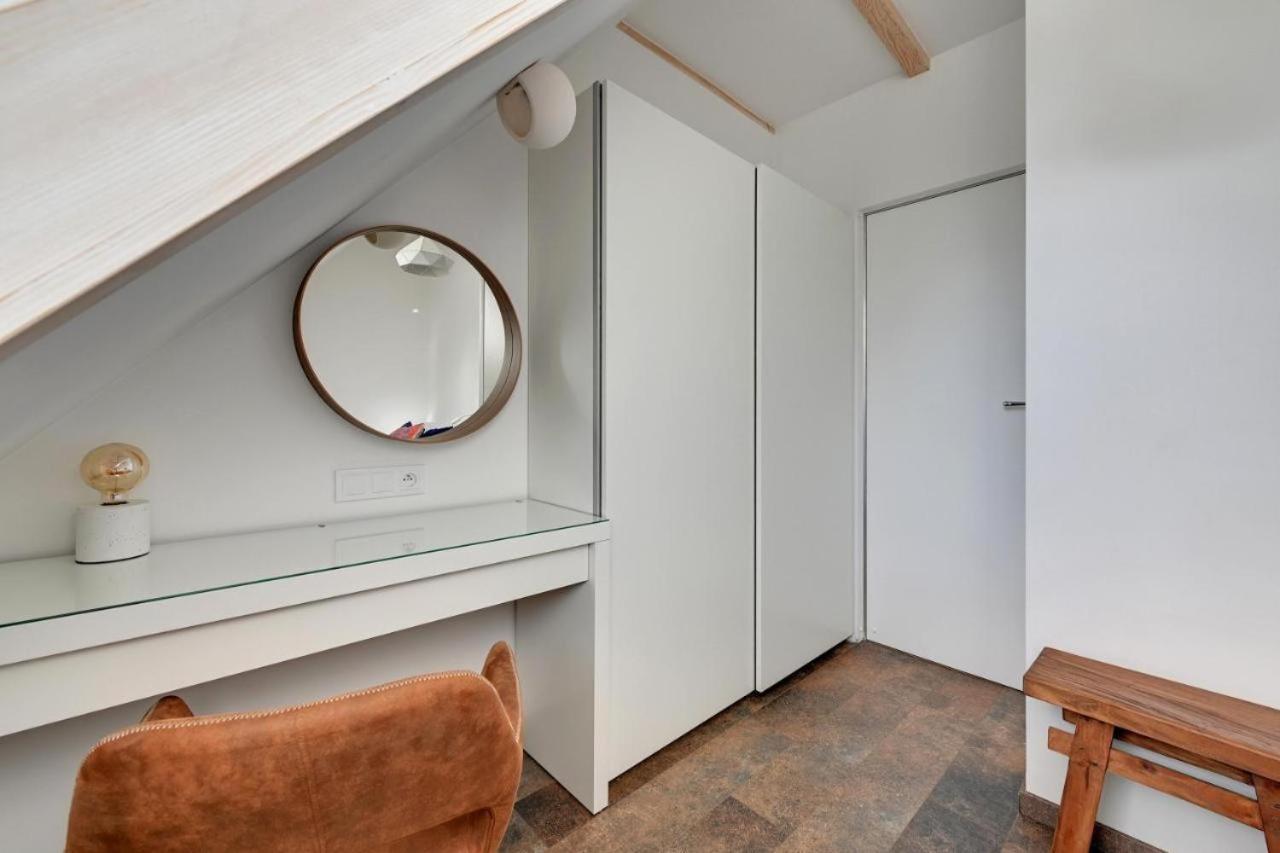 Cozy Loft With Old Town View - Free Parking