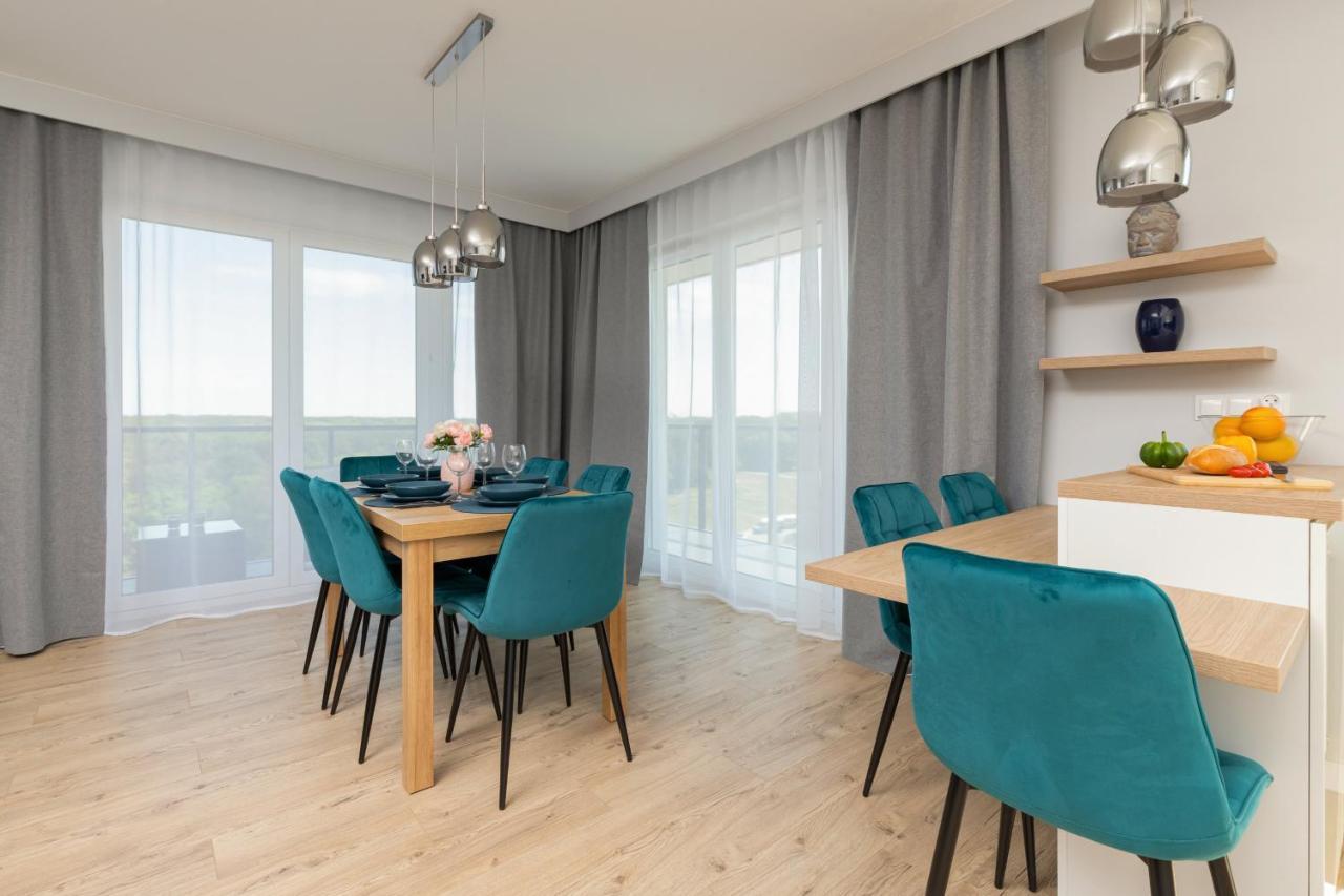 Apartment Sea Waves With Park View By Renters