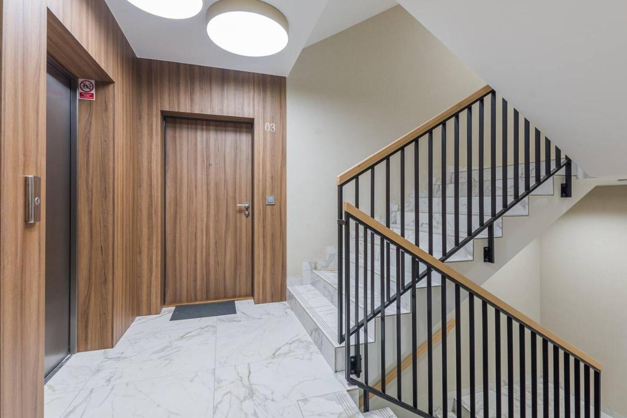 Golden - Cozy - Great Location&kollotaja Apartment